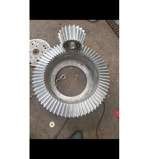 NHÔNG MÁY ĐÁ TÔI THẤM
